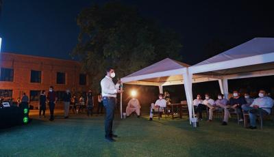 A photograph of the outdoor session 